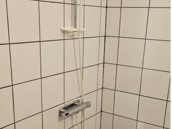 null - 4