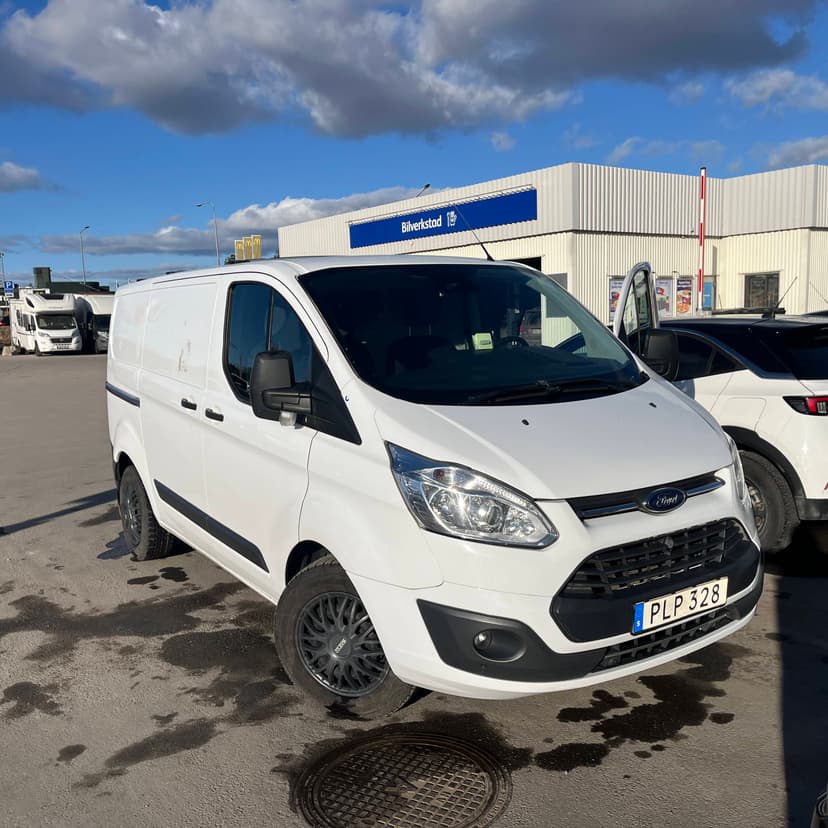 TIM Målare och Snickare AB logo