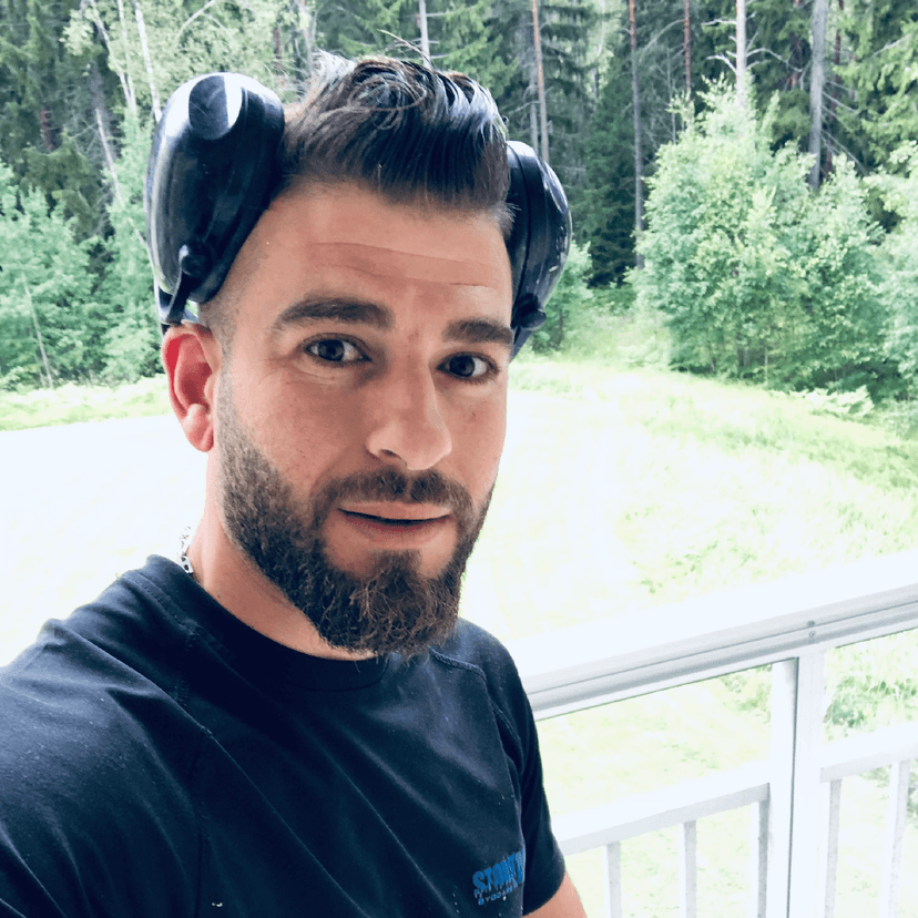 AZ Byggnadssnickare AB - Kontaktperson