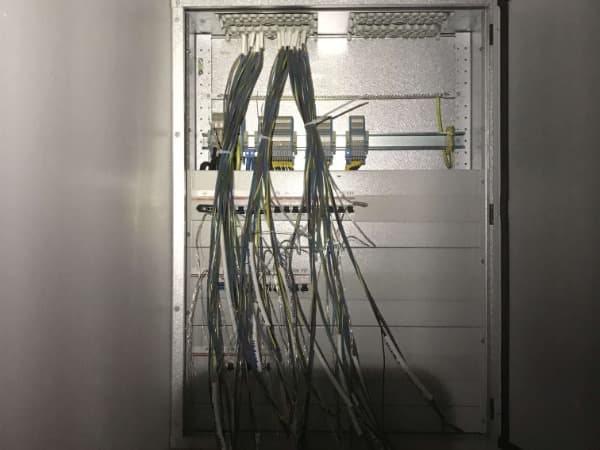null - 3