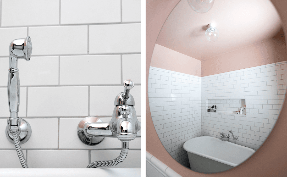 Två bilder från en badrumsrenovering. På bilderna syns det färdiga resultatet med halvkaklade väggar av vitt kakel samt en rosa nyans på den övre delen av väggen samt taket.