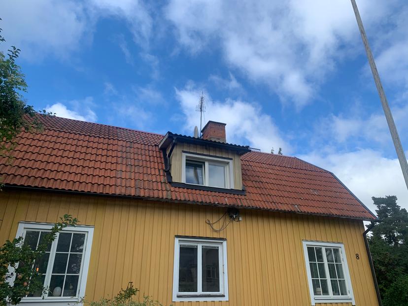 renovering av gamla tak i Spånga med byggning av tre nya takkupor. - 5