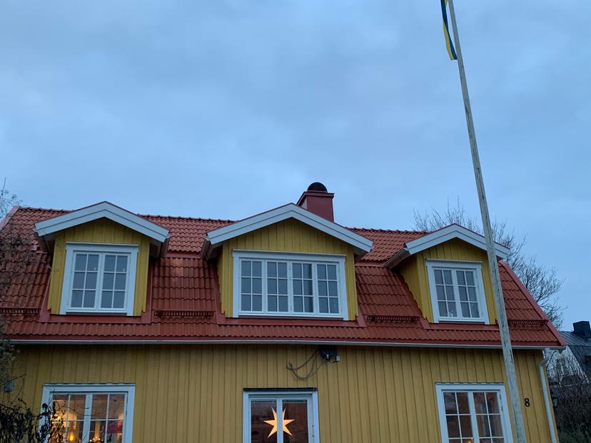 renovering av gamla tak i Spånga med byggning av tre nya takkupor. - 4